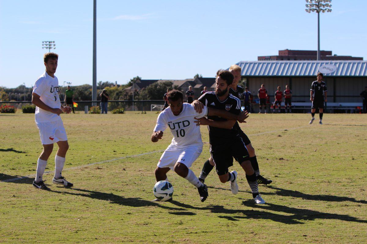 Men's soccer falls in conference championship game