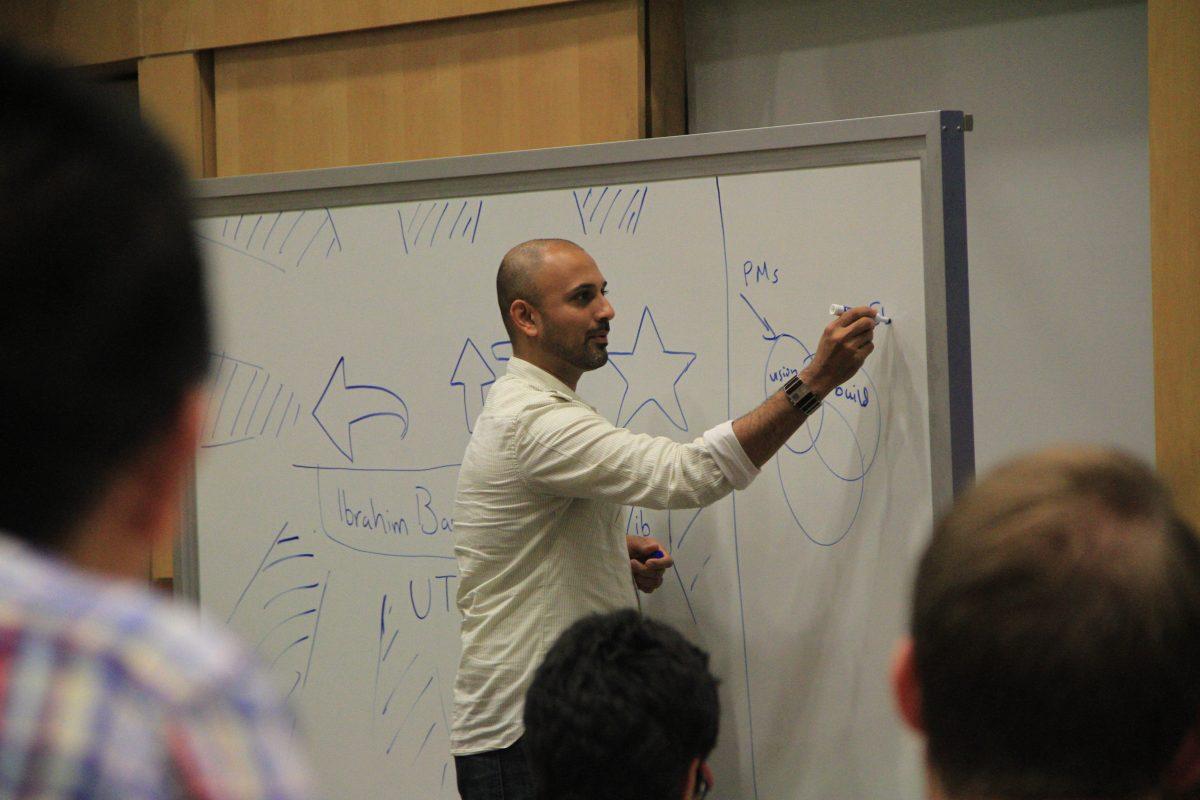 Parthasarathy S.K. | Staff Photographer
Ibrahim Bashir| Twitter employee and UTD alumnus diagrams out his technical work experience for an audience of UTD students. 