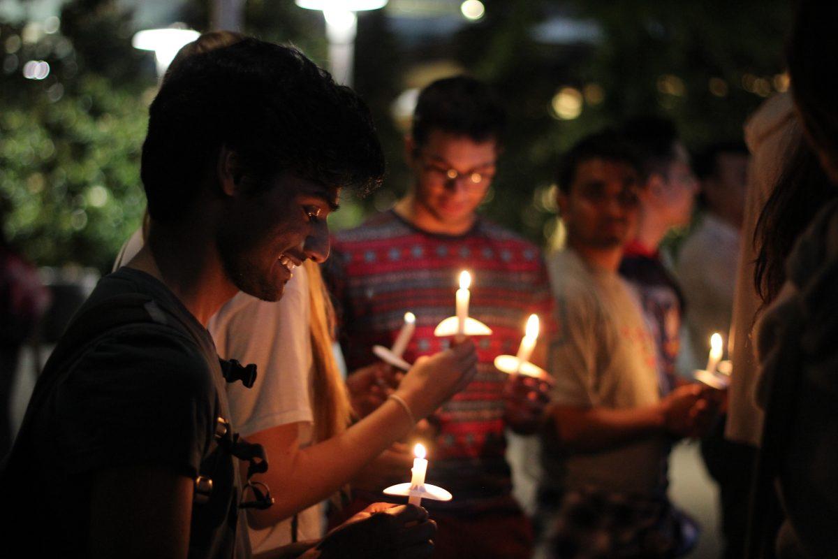 Hundreds gather at vigil for Nepal