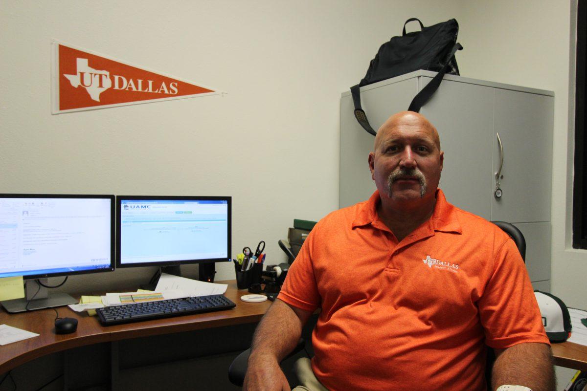 Softball head coach brings Division I experience to help revitalize team