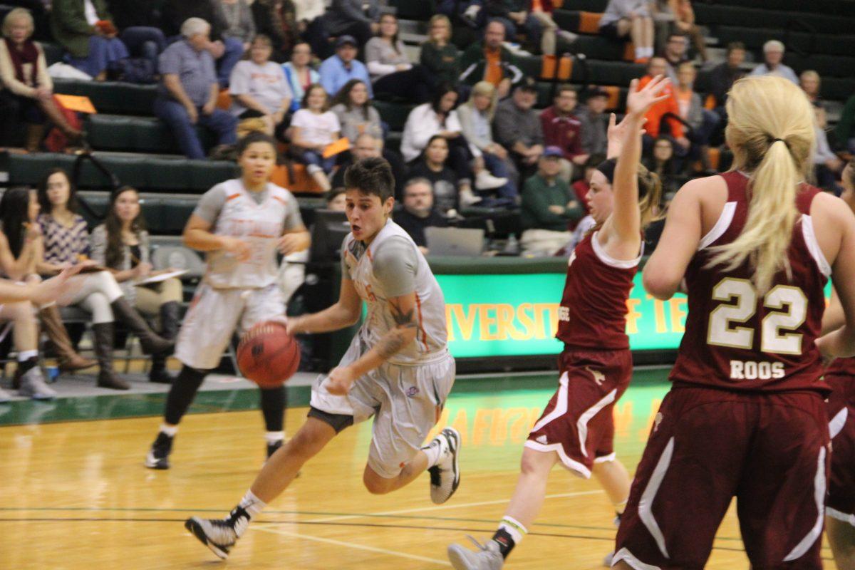 Women's basketball takes down Austin College