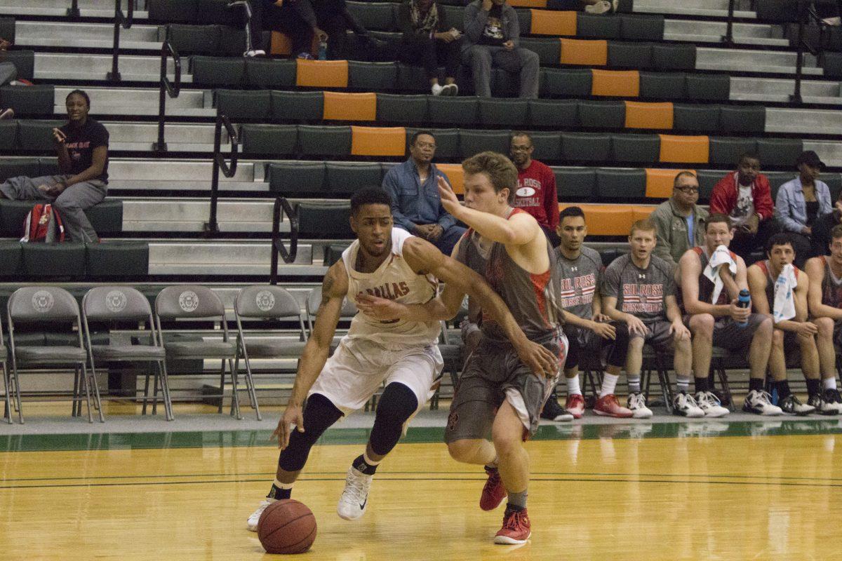 Comets find success with distinct offensive style, unselfish play