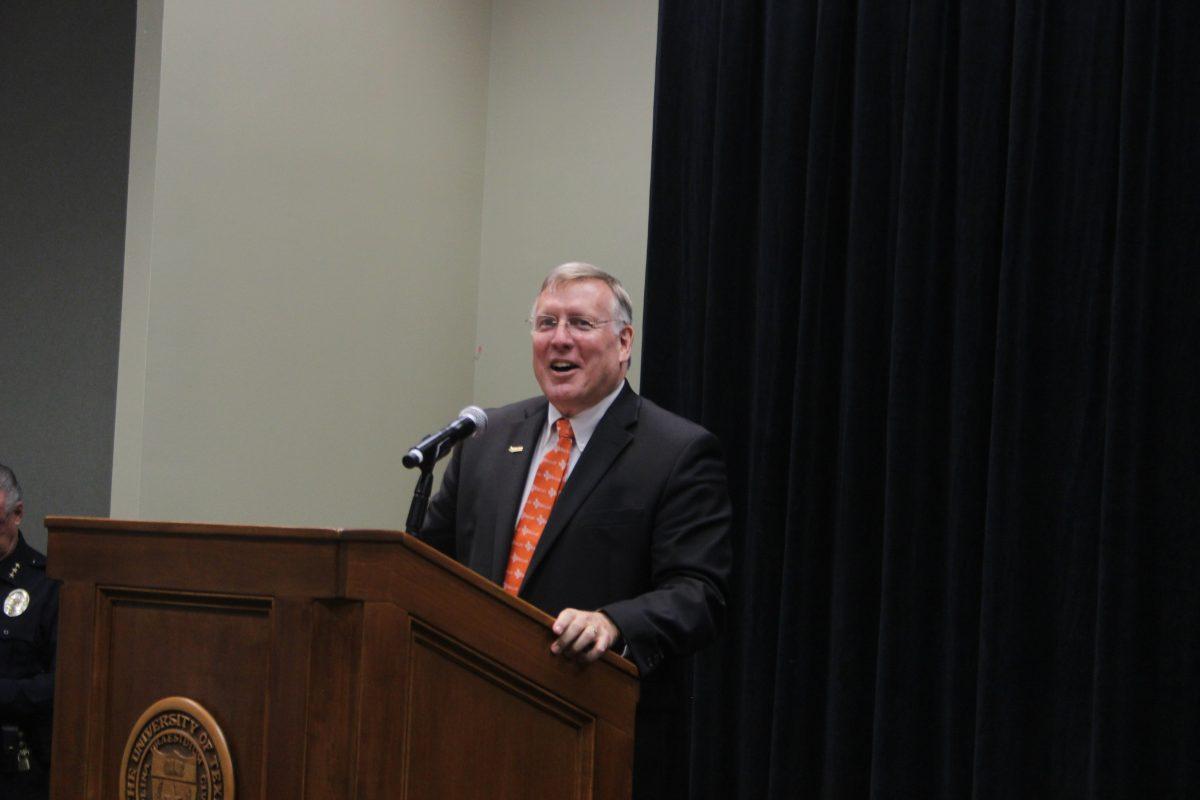New university president makes first public appearance