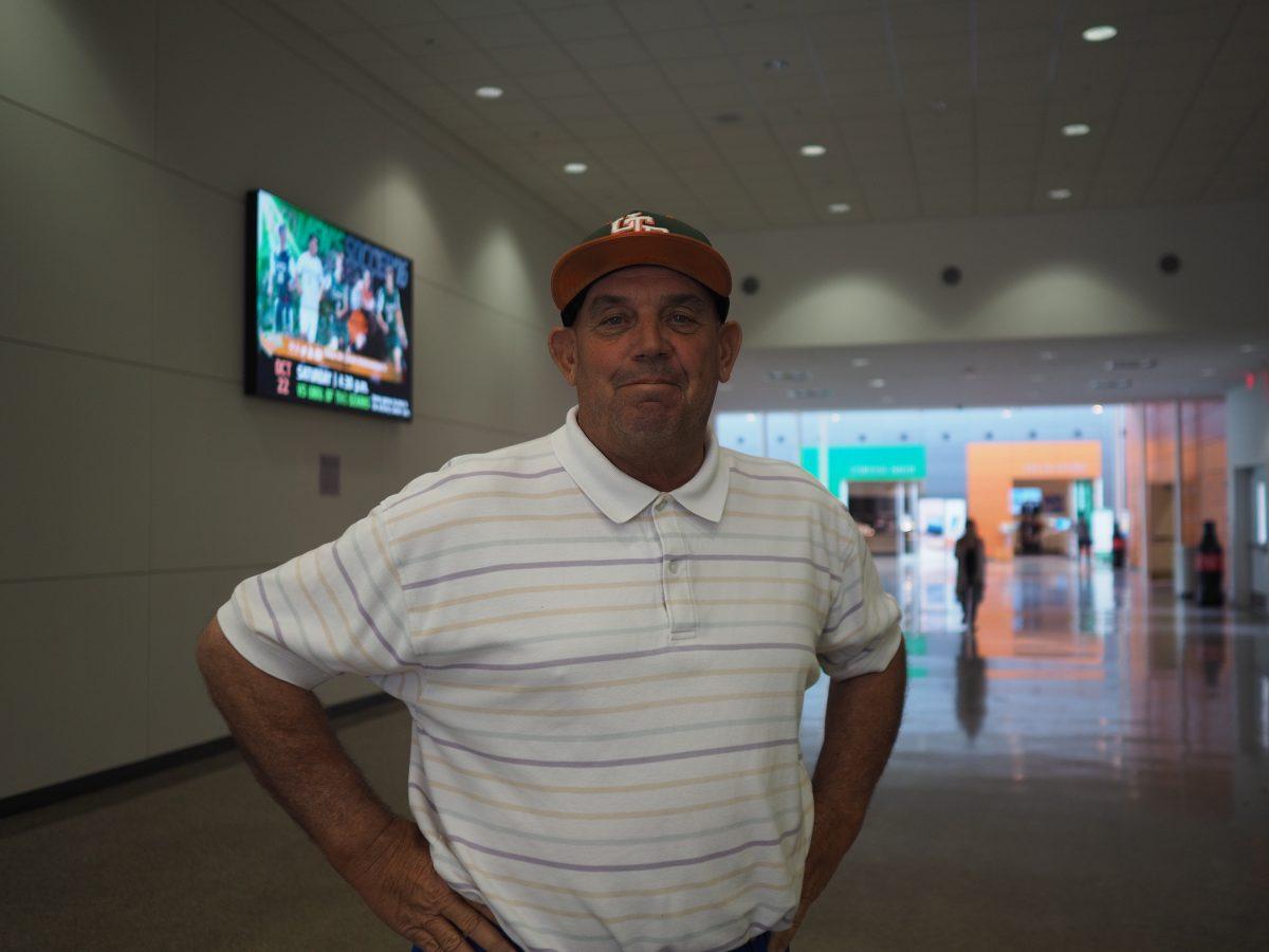 The women’s golf team recorded four of their ten best tournament scores during this past fall season. Head coach Butch Edge said the program’s incoming freshmen have helped catapult the team to a new level. Photo by Roman Soriano | Mercury Staff.
