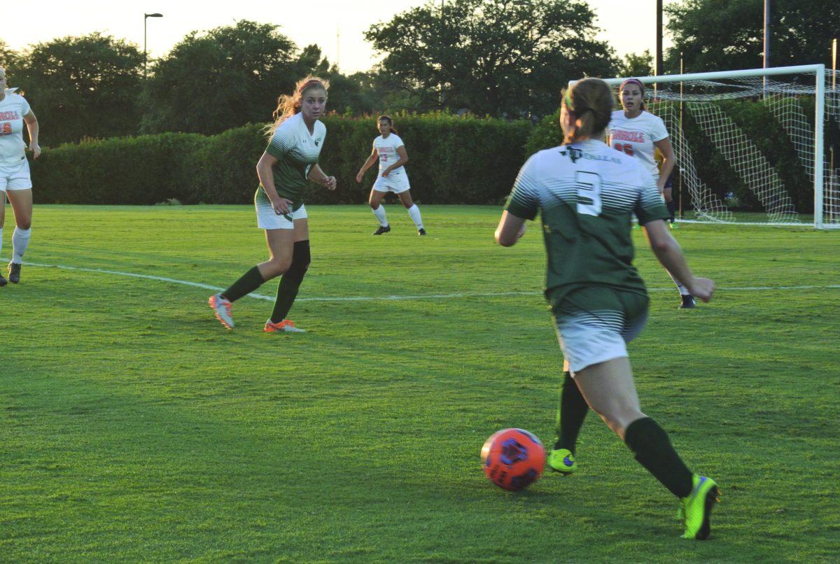 The women's soccer team (11-6-1, 7-3-1) finished fourth in the ASC and will face Concordia in the first round of the ASC tournament on Nov. 1. Photo from Mercury File Photos.