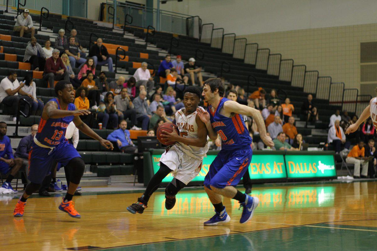 Caleb Banks makes a run at the basket in an ASC game against Louisiana College early this year. Banks, at 5 foot 6 inches, is the shortest member of the men’s basketball team. Photo from Mercury File Photos.