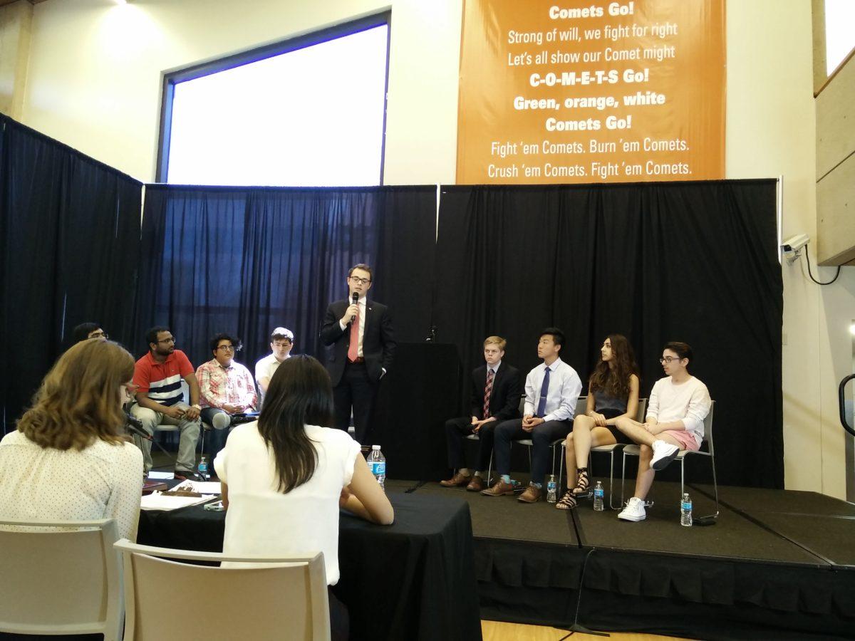 UTD Student Media hosted a forum for presidential, vice presidential and senatorial candidates on March 21 to allow student to hear what the various people running for office wanted to do should they be elected. Photo by Anthony McNair | Mercury Staff.