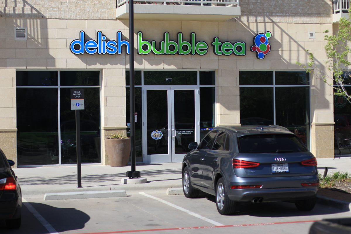 After some construction delays, Delish Bubble Tea opened in the Northside complex on March 28. Photo by Srichandrakiran Gottipati | Mercury Staff.