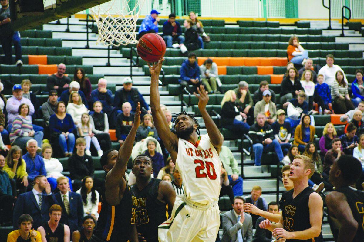 Junior forward Jordan Castillo scored against East Texas Baptist University at a Jan. 10 game where the Comets took home a sweeping win with a final score of 113-73. Photo by Noah Whitehead | Photo Editor.