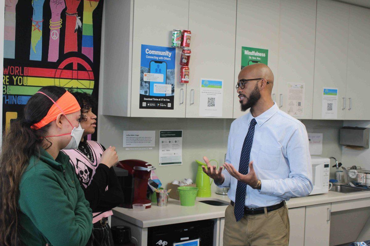 Jeremy Hall (right) is known to students like recovery ally Michelle Beakley (left) for his mentorship and life advice. Photo by Parth Ghumare | Mercury Staff